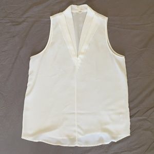 Pleione Sleeveless Blouse